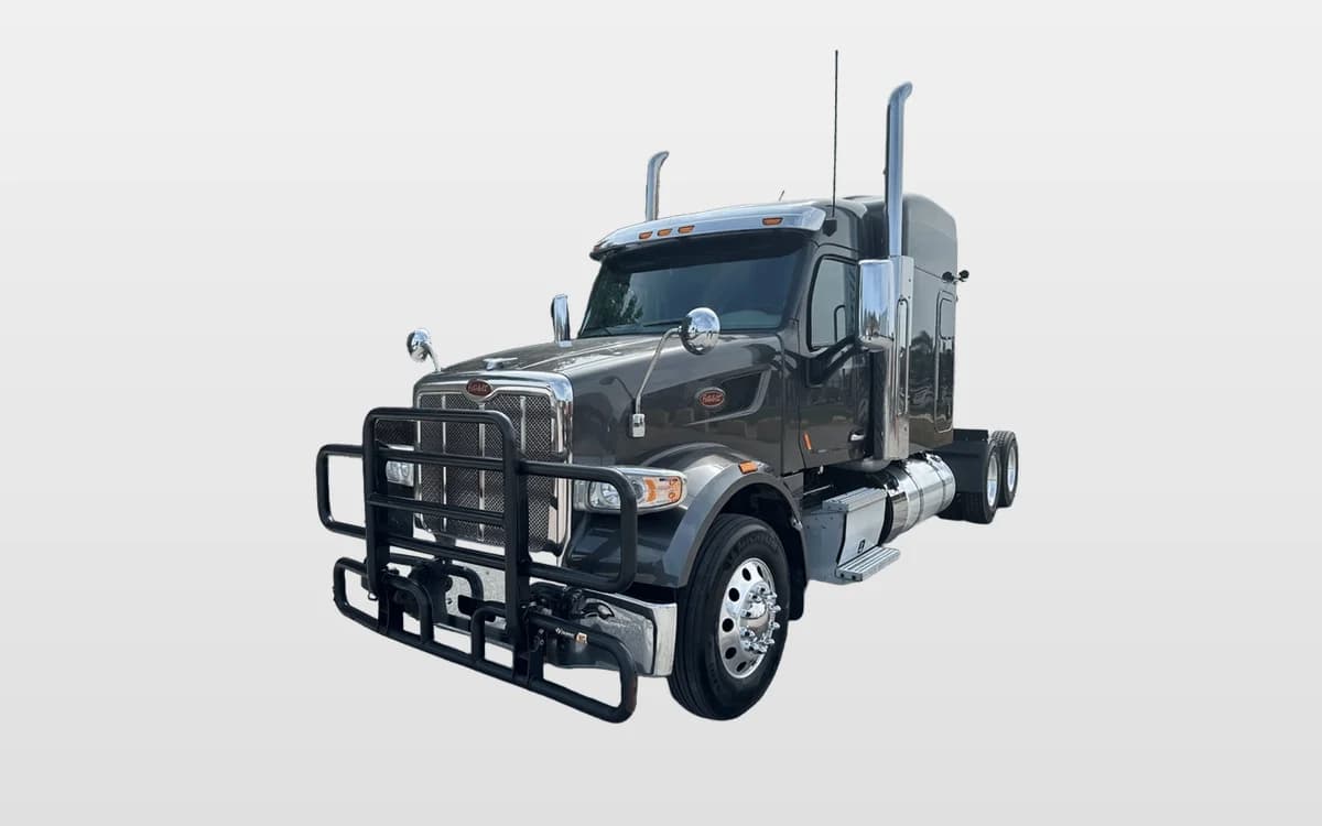 2022 PETERBILT 567
