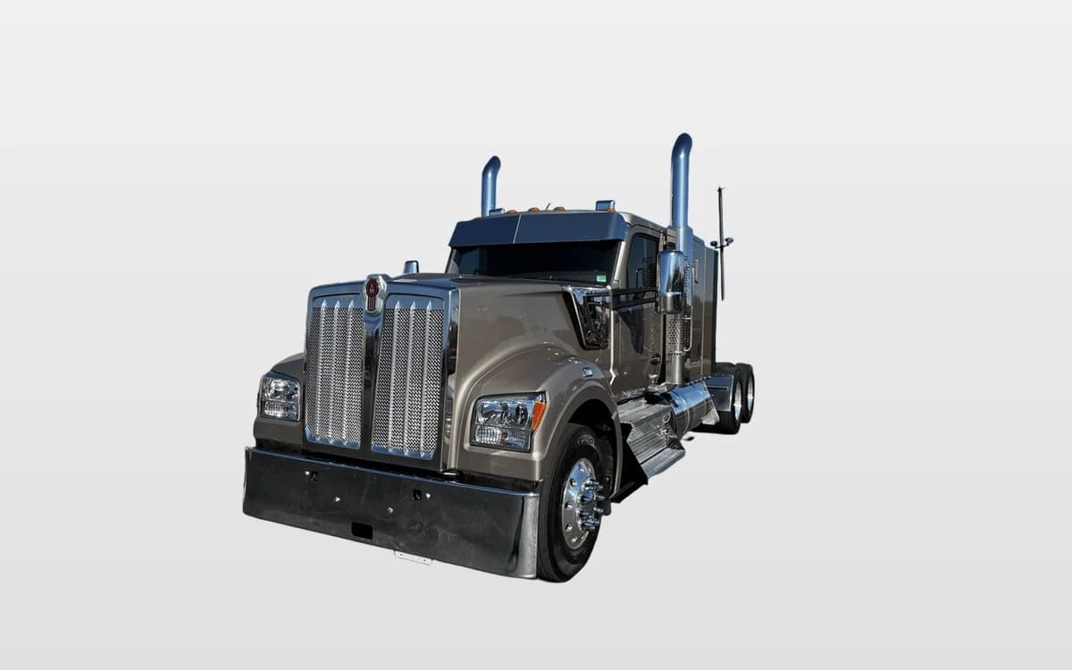 2025 Kenworth W990 in Chesapeake, VA, VA