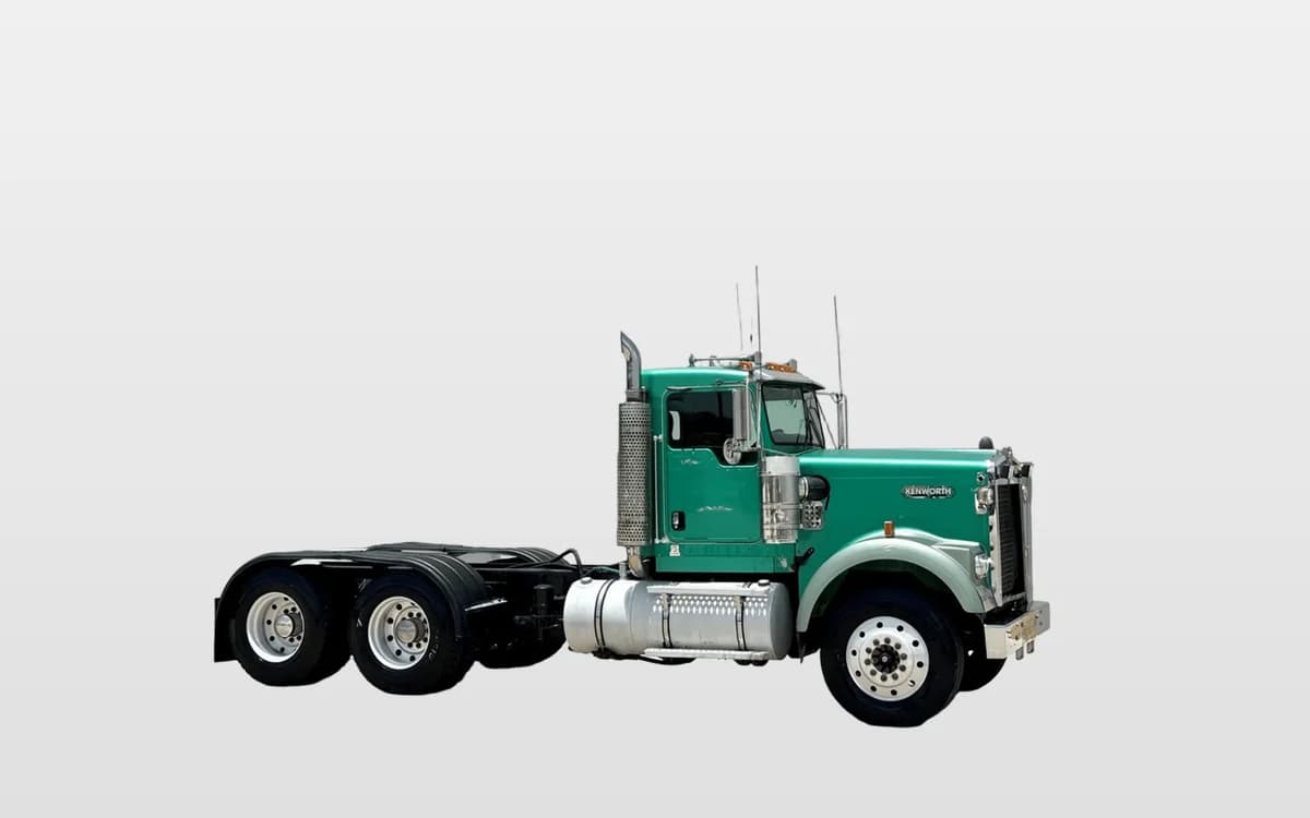 2003 Kenworth W900