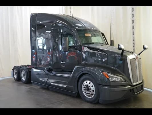 2027 Kenworth T680