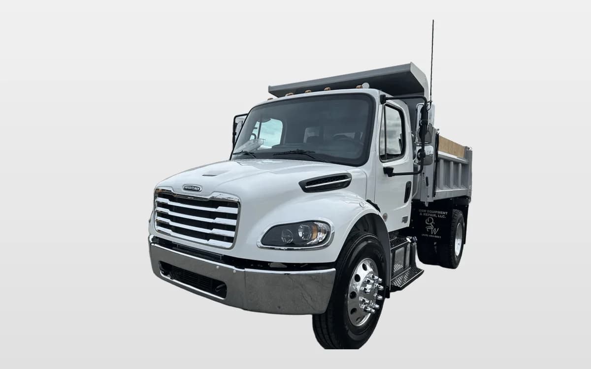 2025 Freightliner M2 106 in Albany, OR