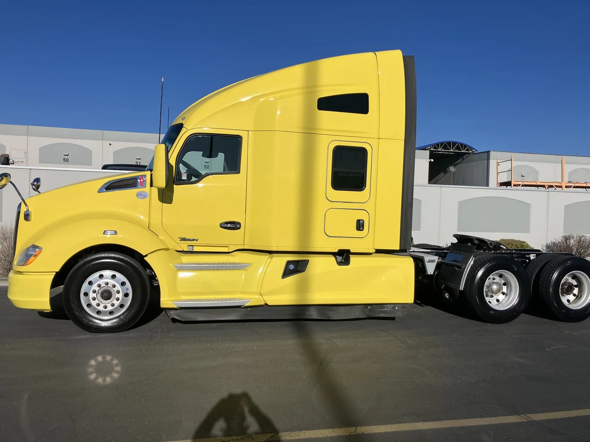 2022 Kenworth T680