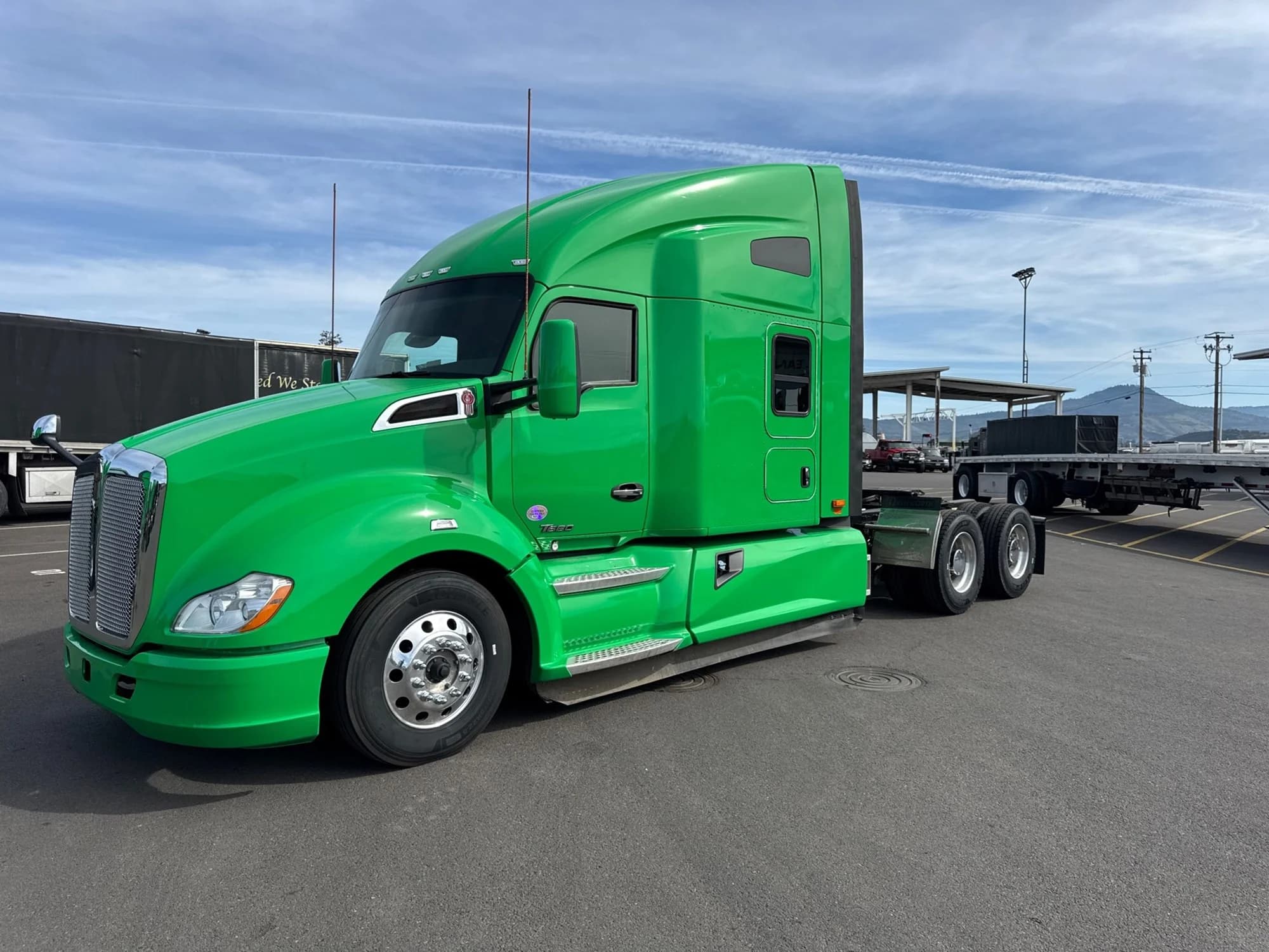 2022 Kenworth T680