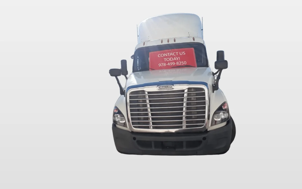 2018 Freightliner Cascadia in Salisbury, MA