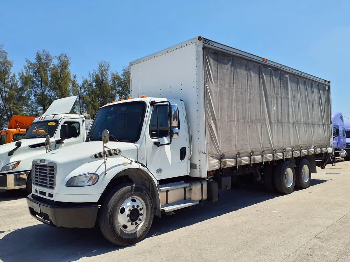 2020 Freightliner M2 106