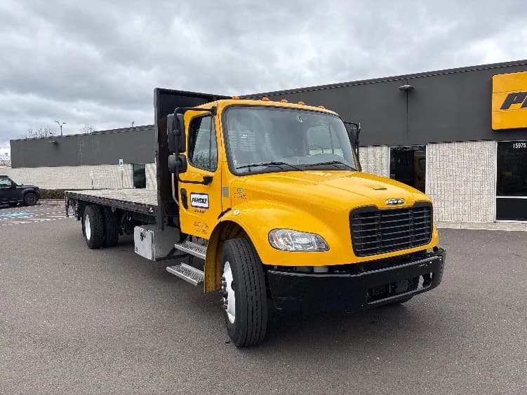 2022 Freightliner M2 106