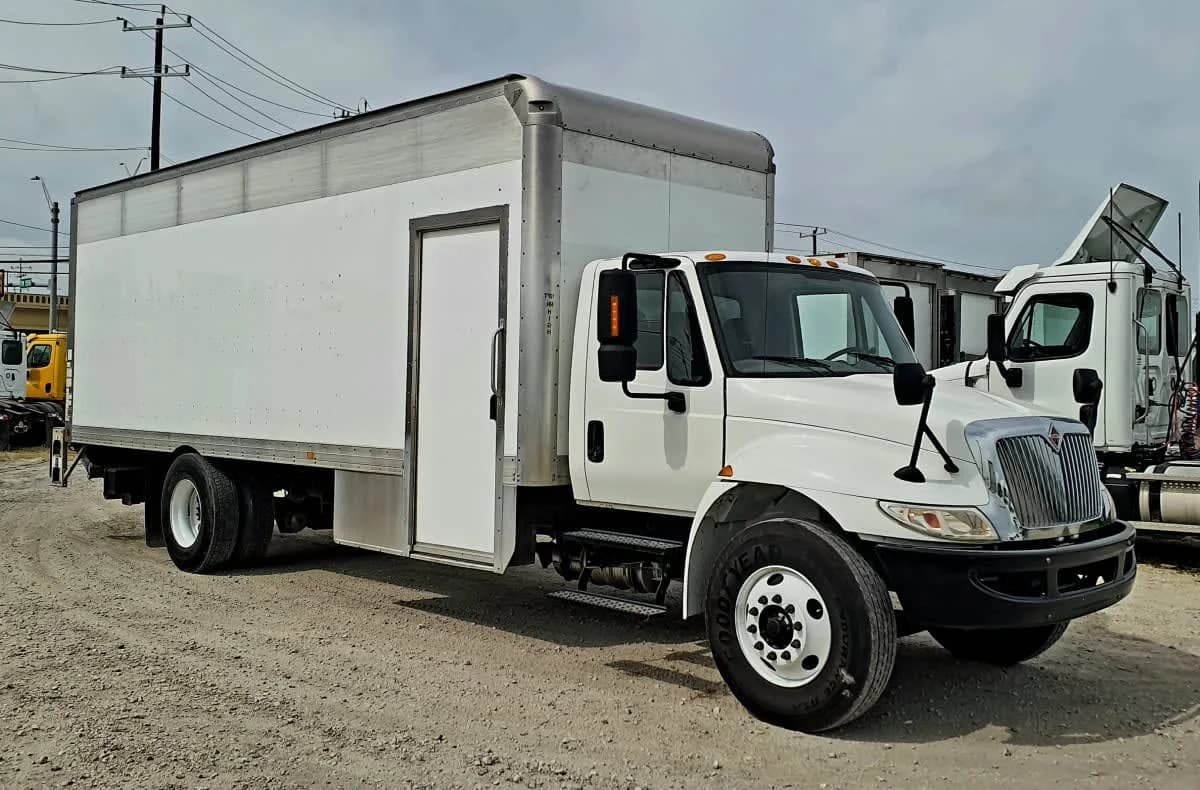 2018 International 4300