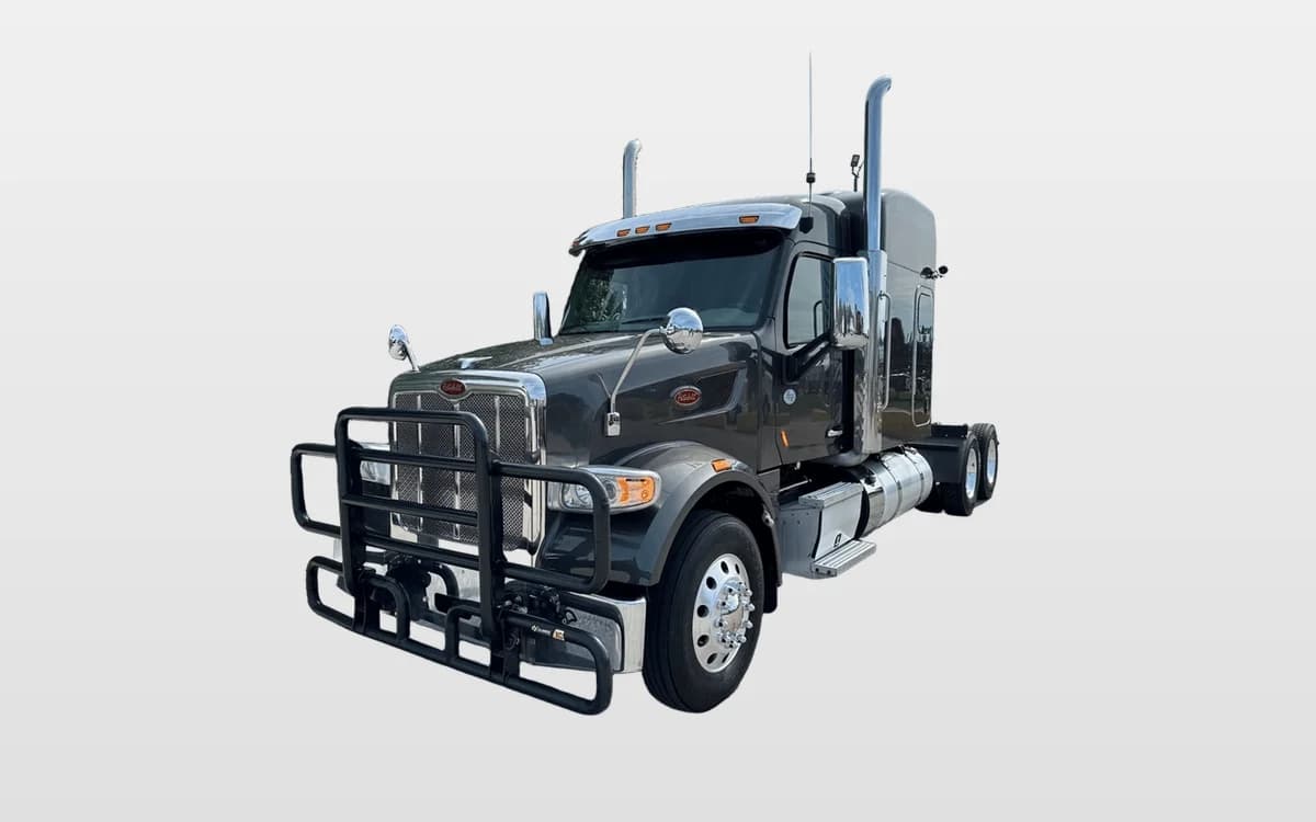2022 PETERBILT 567
