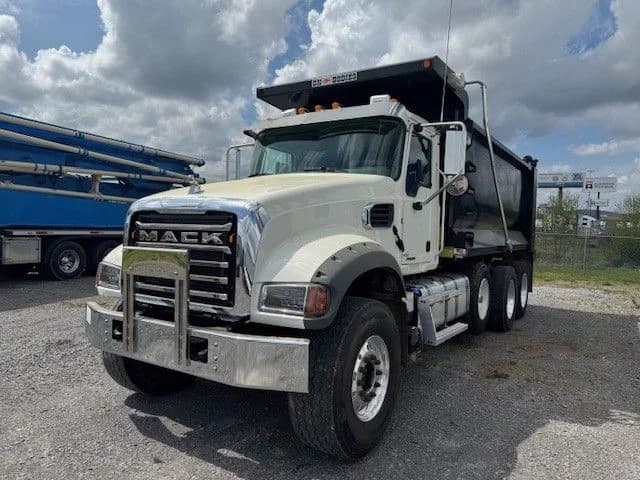 2024 Mack Granite