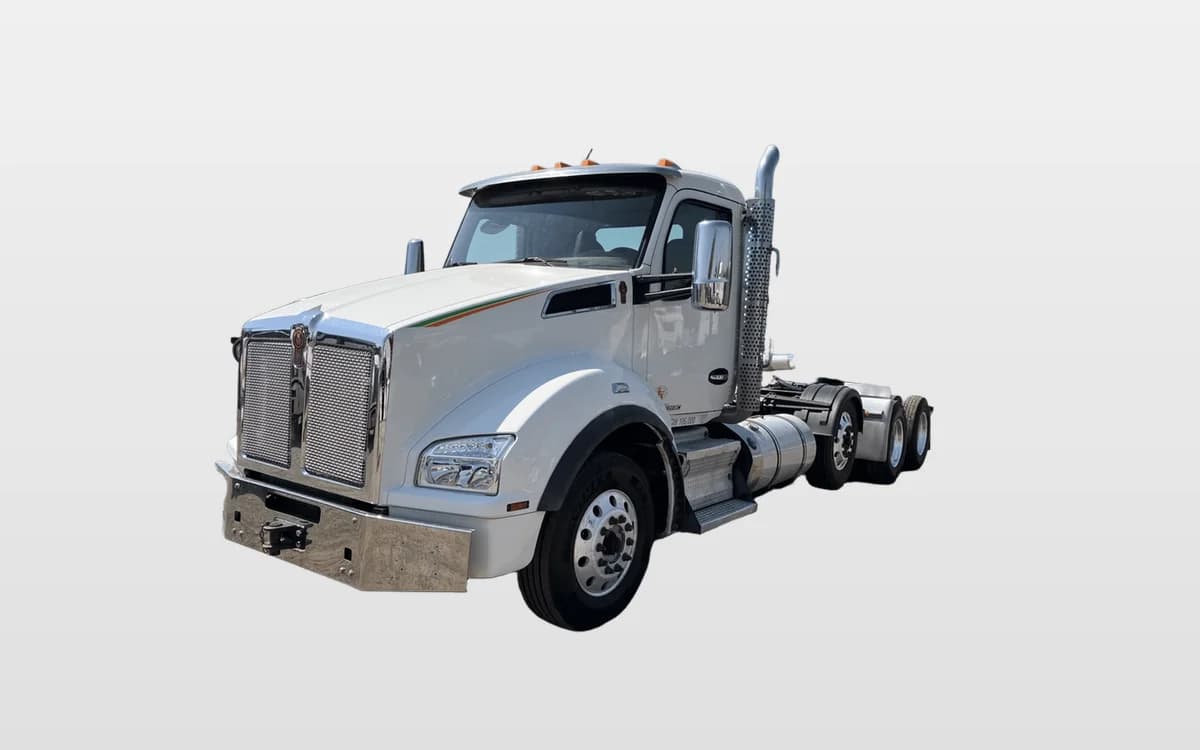 2021 Kenworth T880