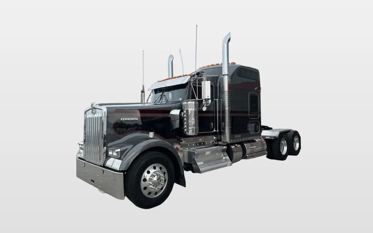 2023 Kenworth W900