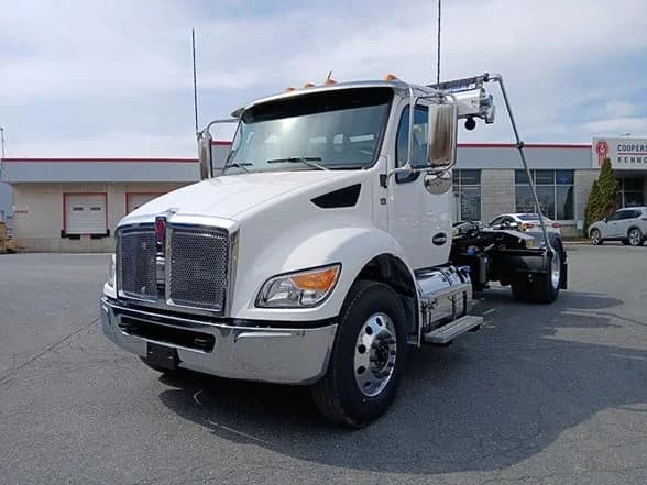 2025 Kenworth T480