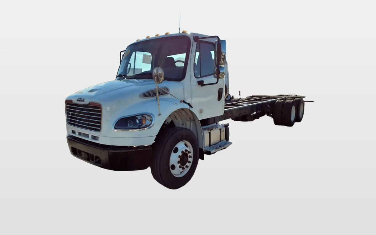 2021 Freightliner M2 106