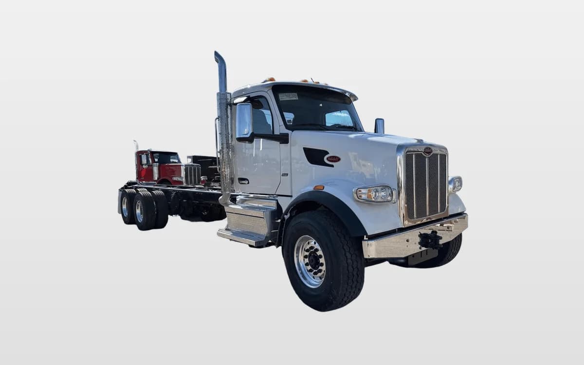 2025 Peterbilt 567