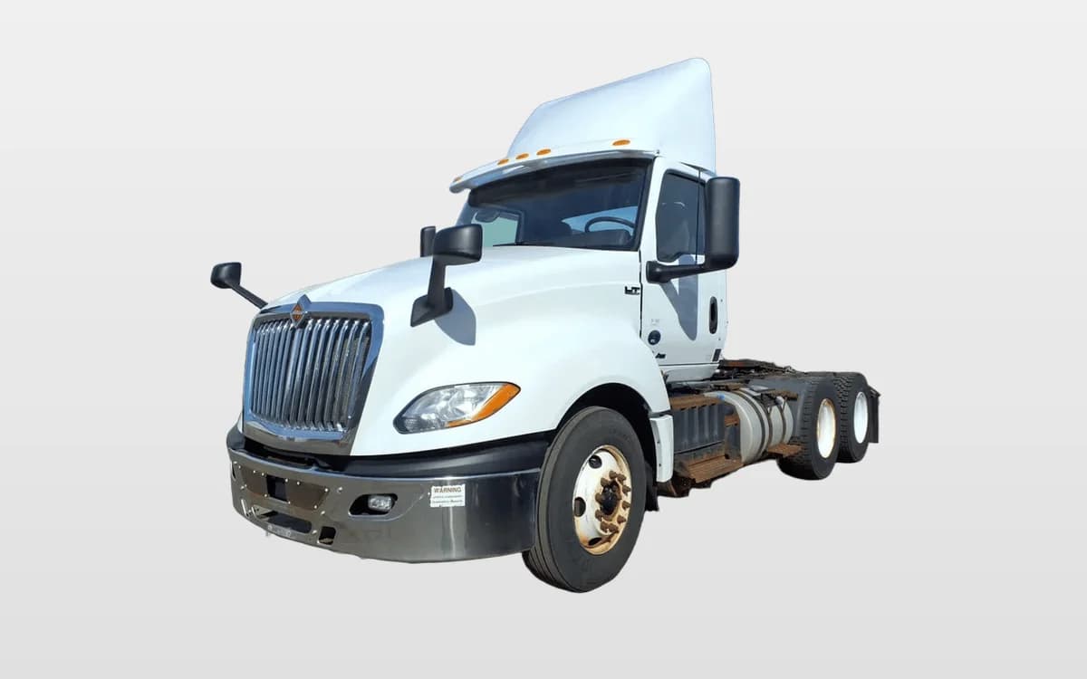 2018 International LT in Oak Creek, WI