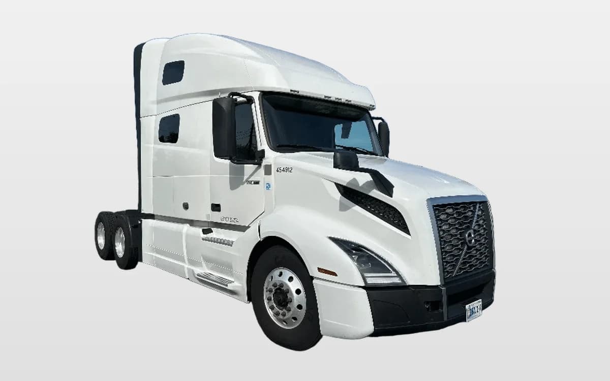 2022 Volvo VNL 760 in White Deer, PA