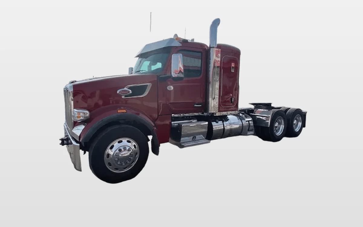 2025 Peterbilt 567