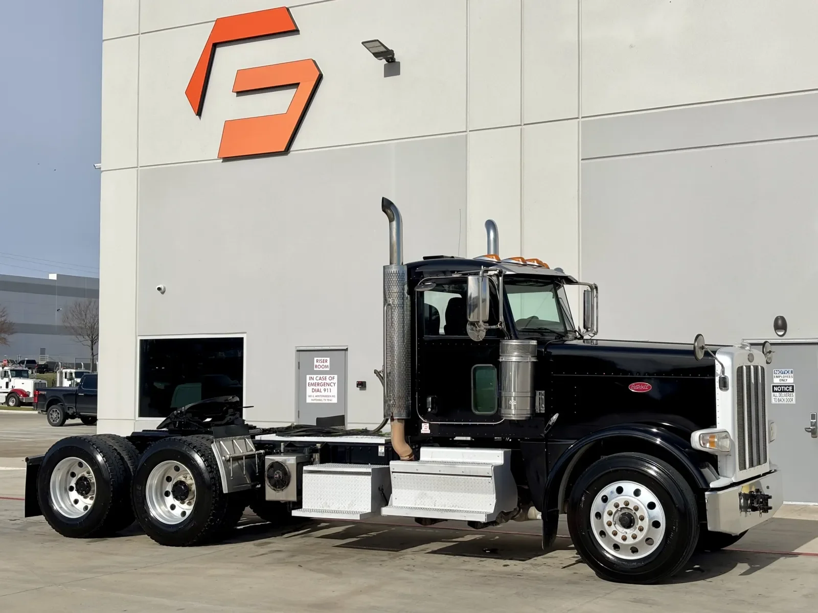 2018 Peterbilt 389