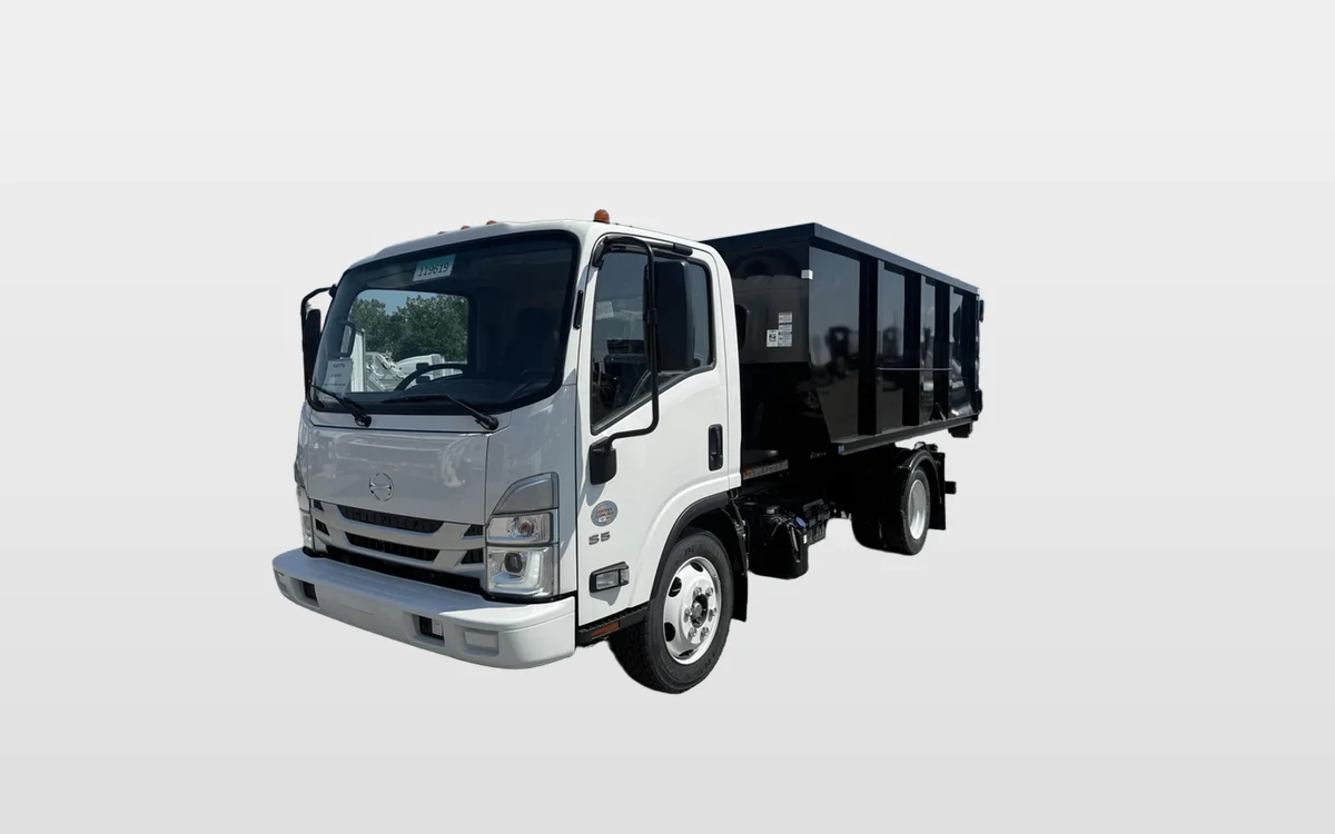 2024 Hino