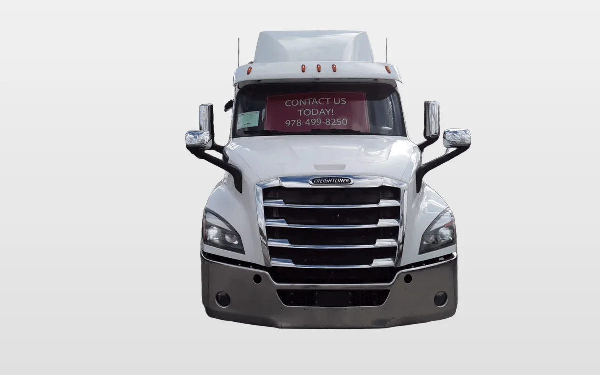 2020 Freightliner Cascadia in Salisbury, MA