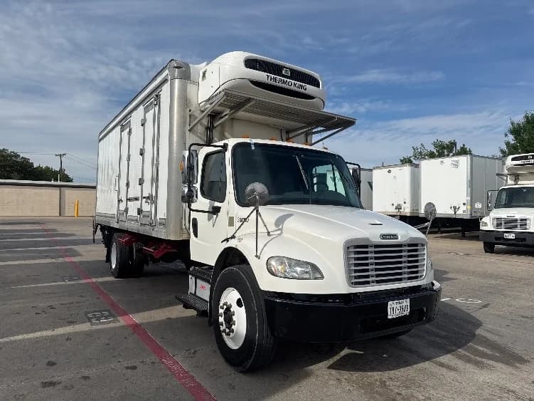 2020 Freightliner M2 106