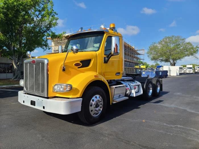 2020 Peterbilt 567