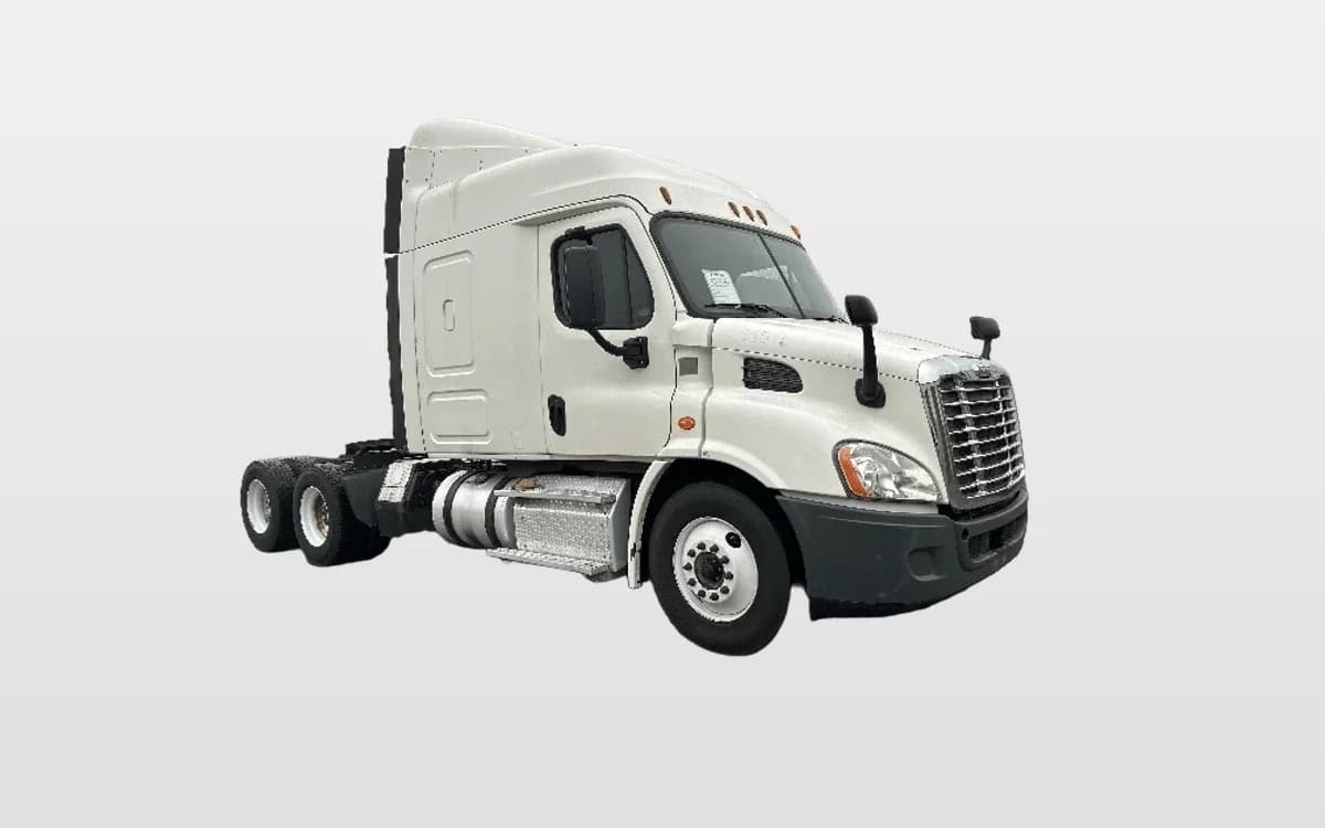 2016 Freightliner Cascadia in Brooklyn Park, MN