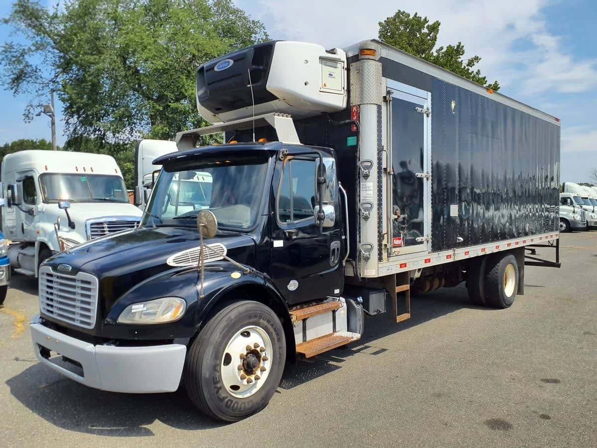 2017 Freightliner M2 106