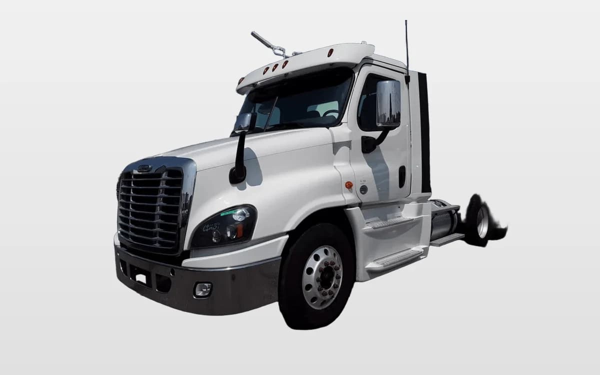 2018 Freightliner Cascadia in Allentown, PA