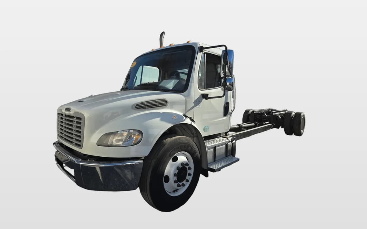 2017 Freightliner M2 106
