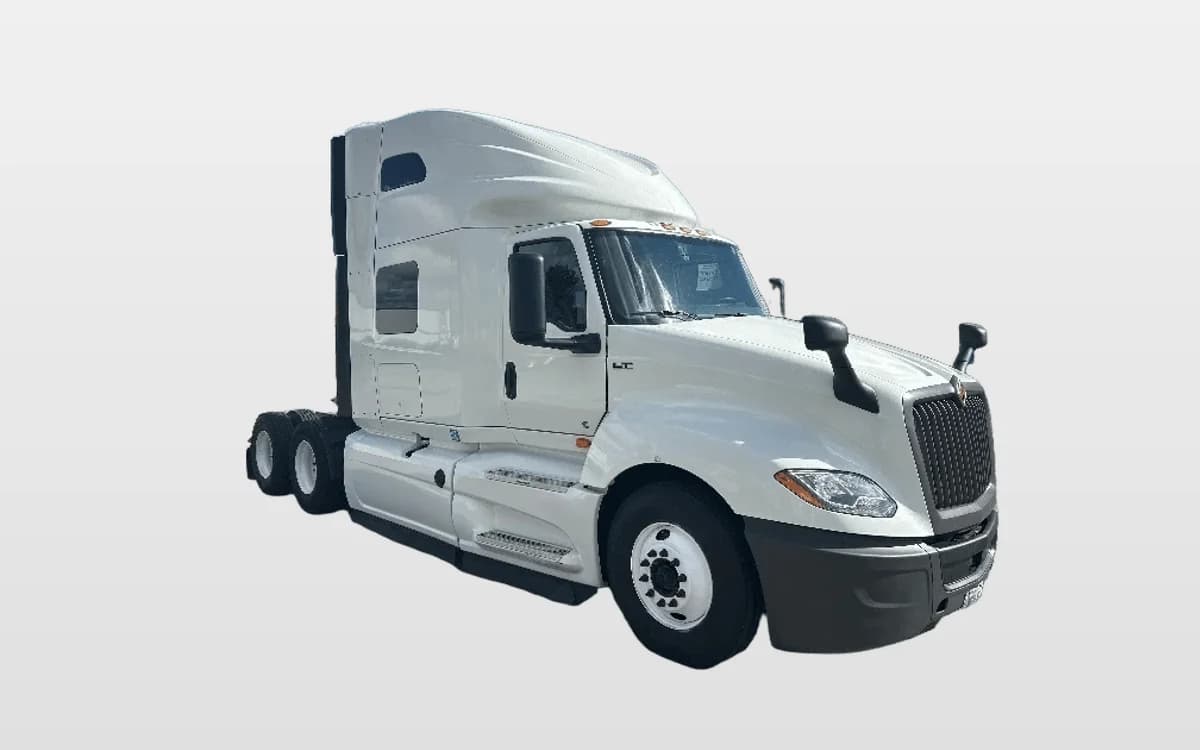 2022 International LT