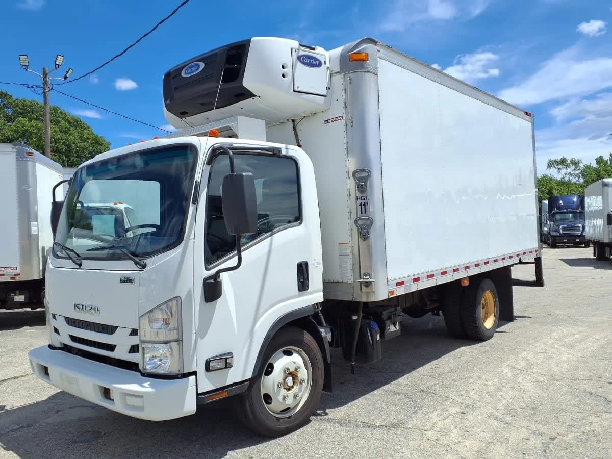 2018 Isuzu NRR
