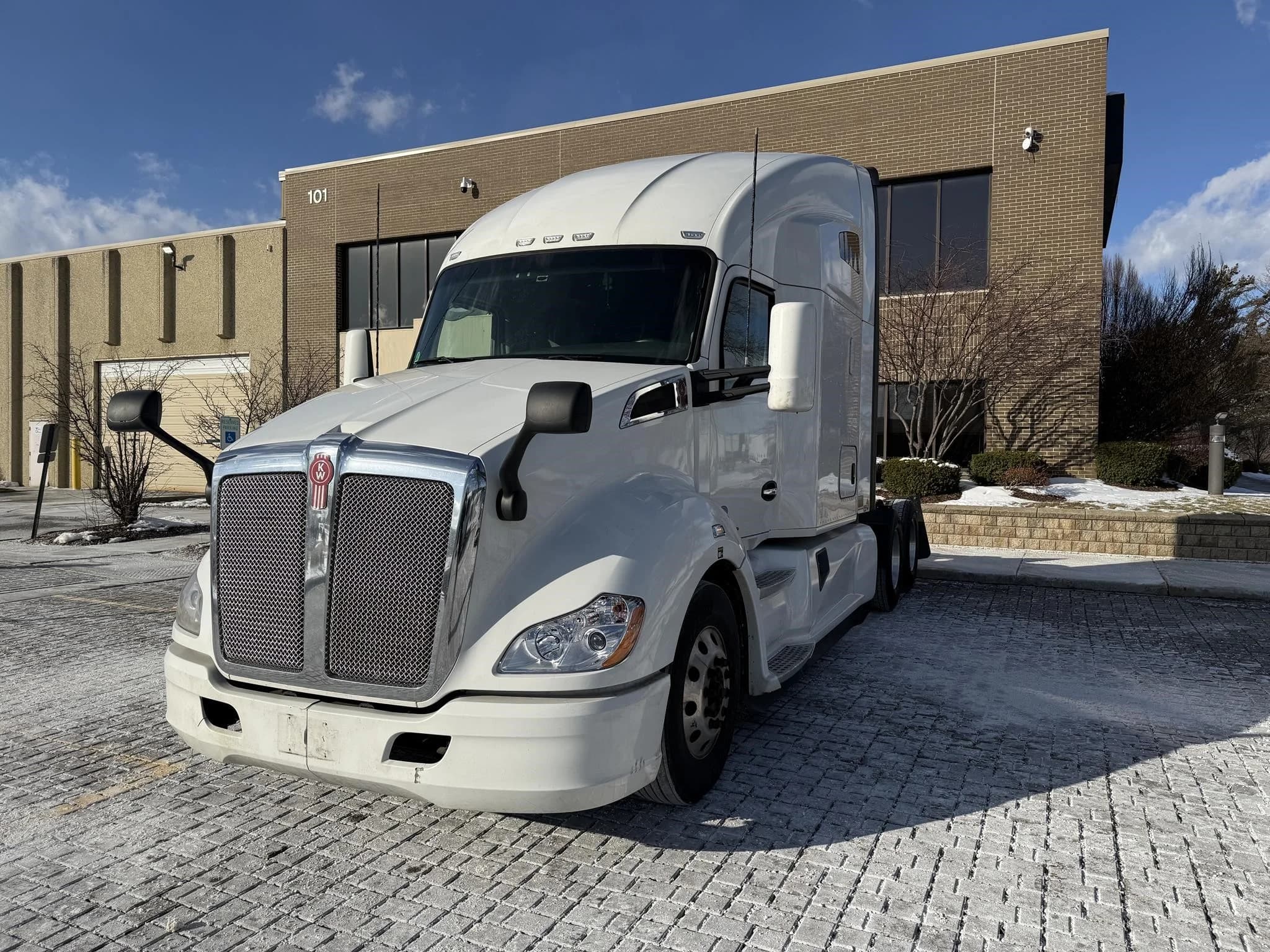 2022 Kenworth T680