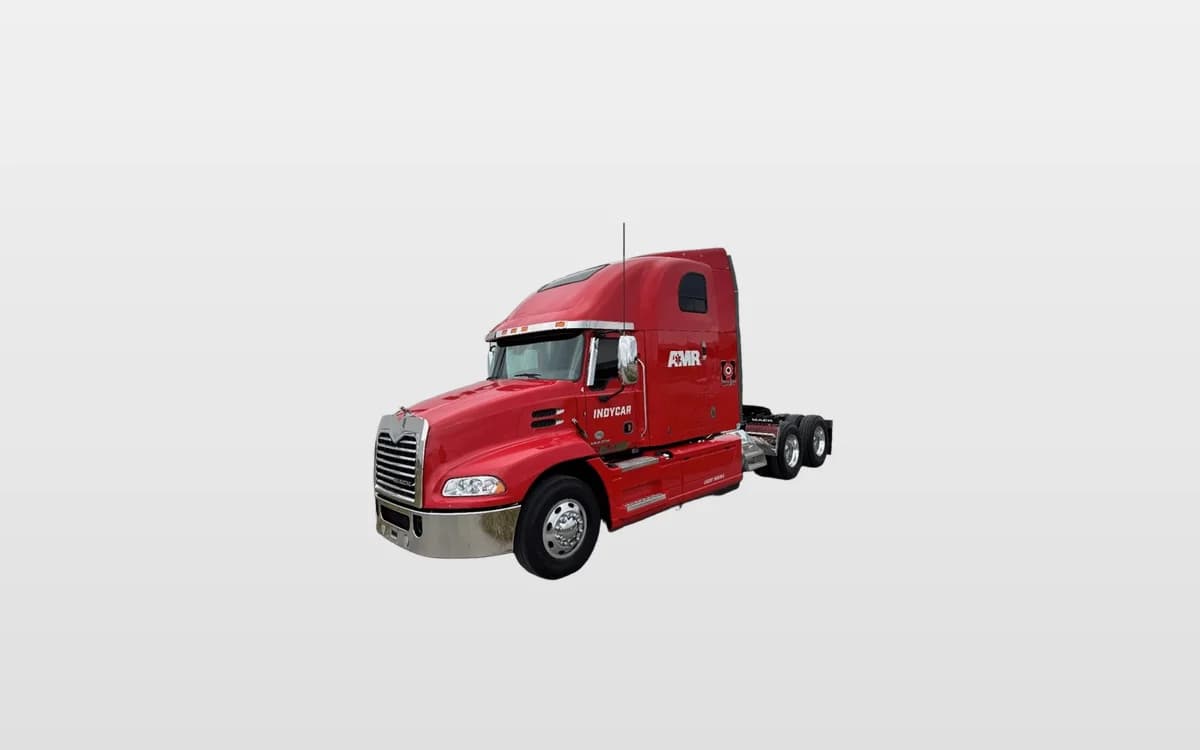 2018 Mack Pinnacle in Carroll, IA