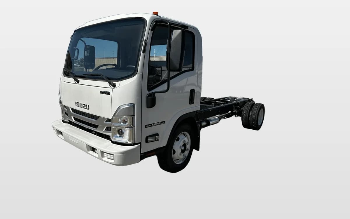 2025 Isuzu NPR