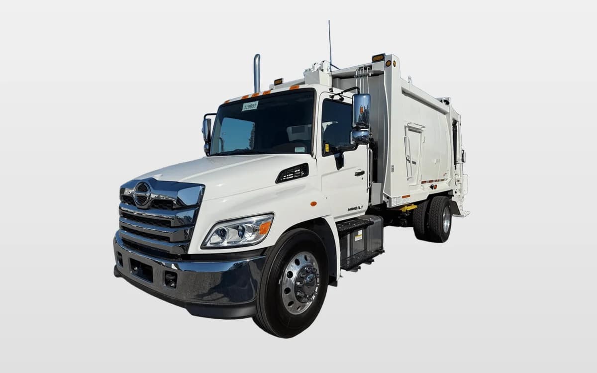 2025 Hino L7