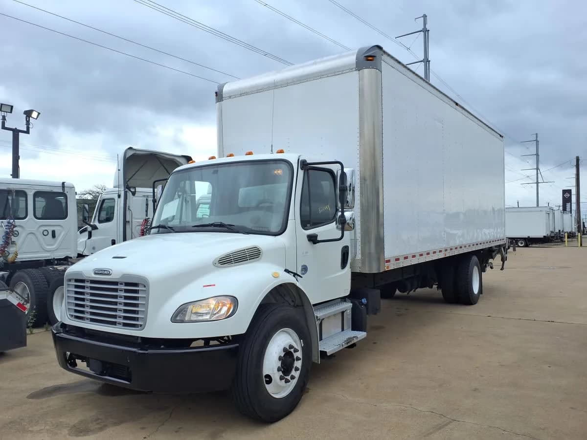 2019 Freightliner M2 106
