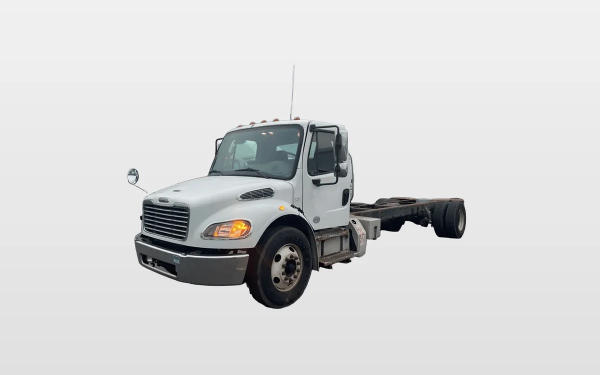 2017 Freightliner M2 106