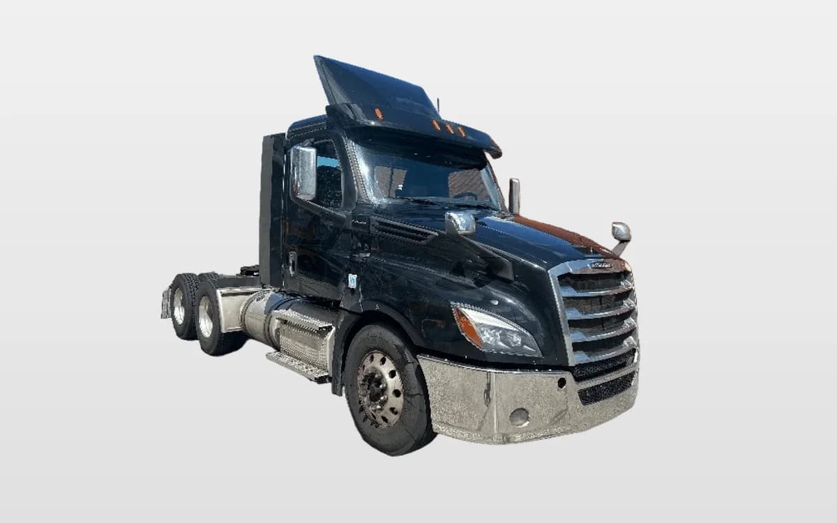 2020 Freightliner Cascadia in Middlefield, OH