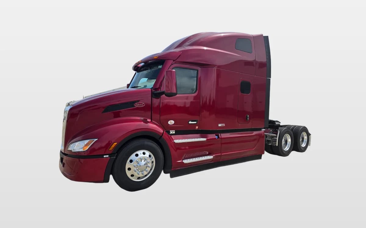 2027 Peterbilt 579