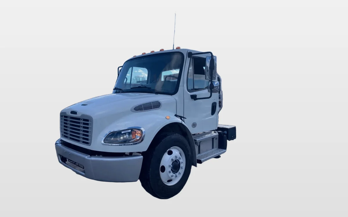 2020 Freightliner M2 106