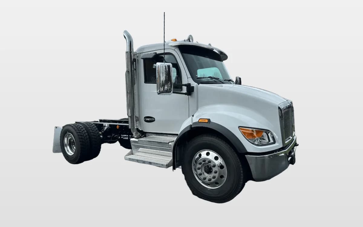 2025 Kenworth T880