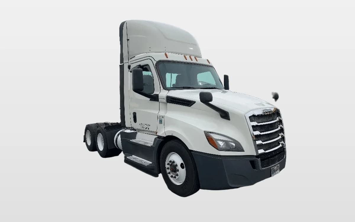 2019 Freightliner Cascadia in Clackamas, OR