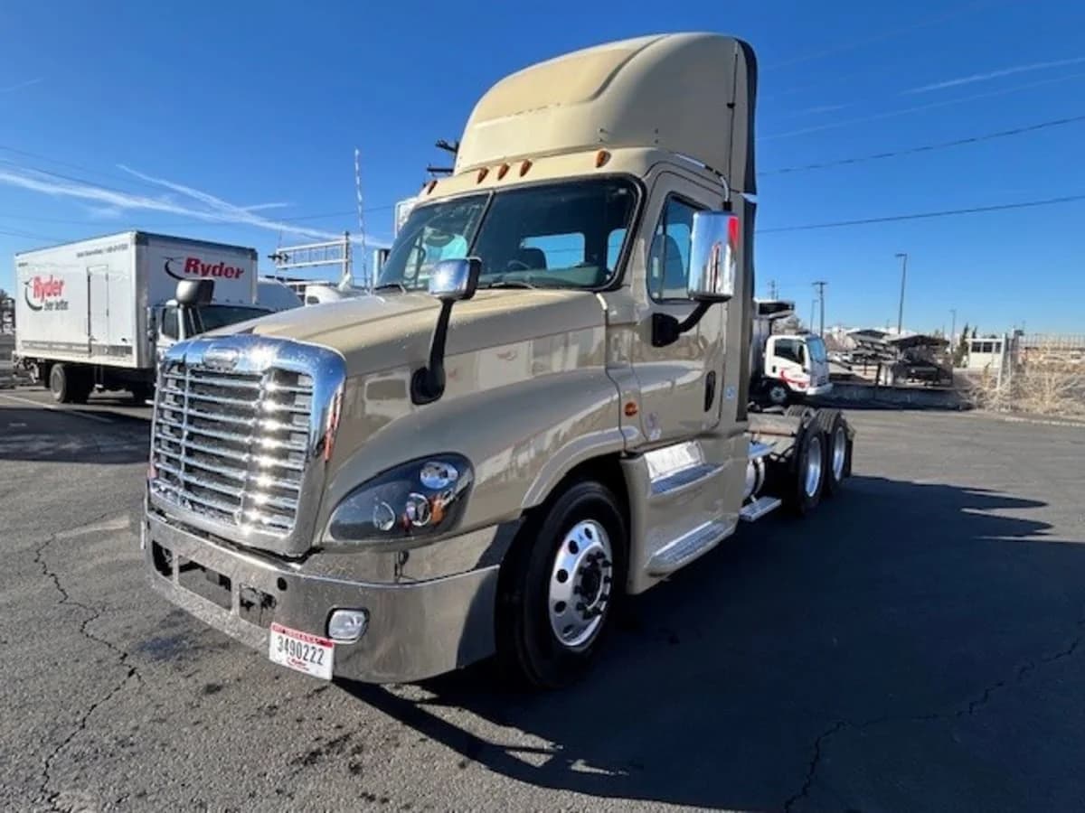 2016 Freightliner Cascadia