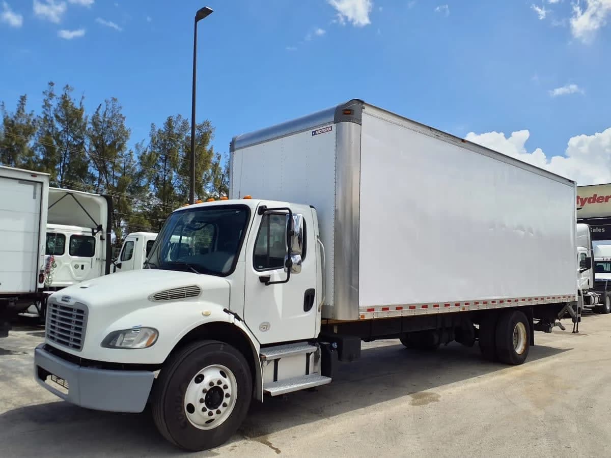 2019 Freightliner M2 106