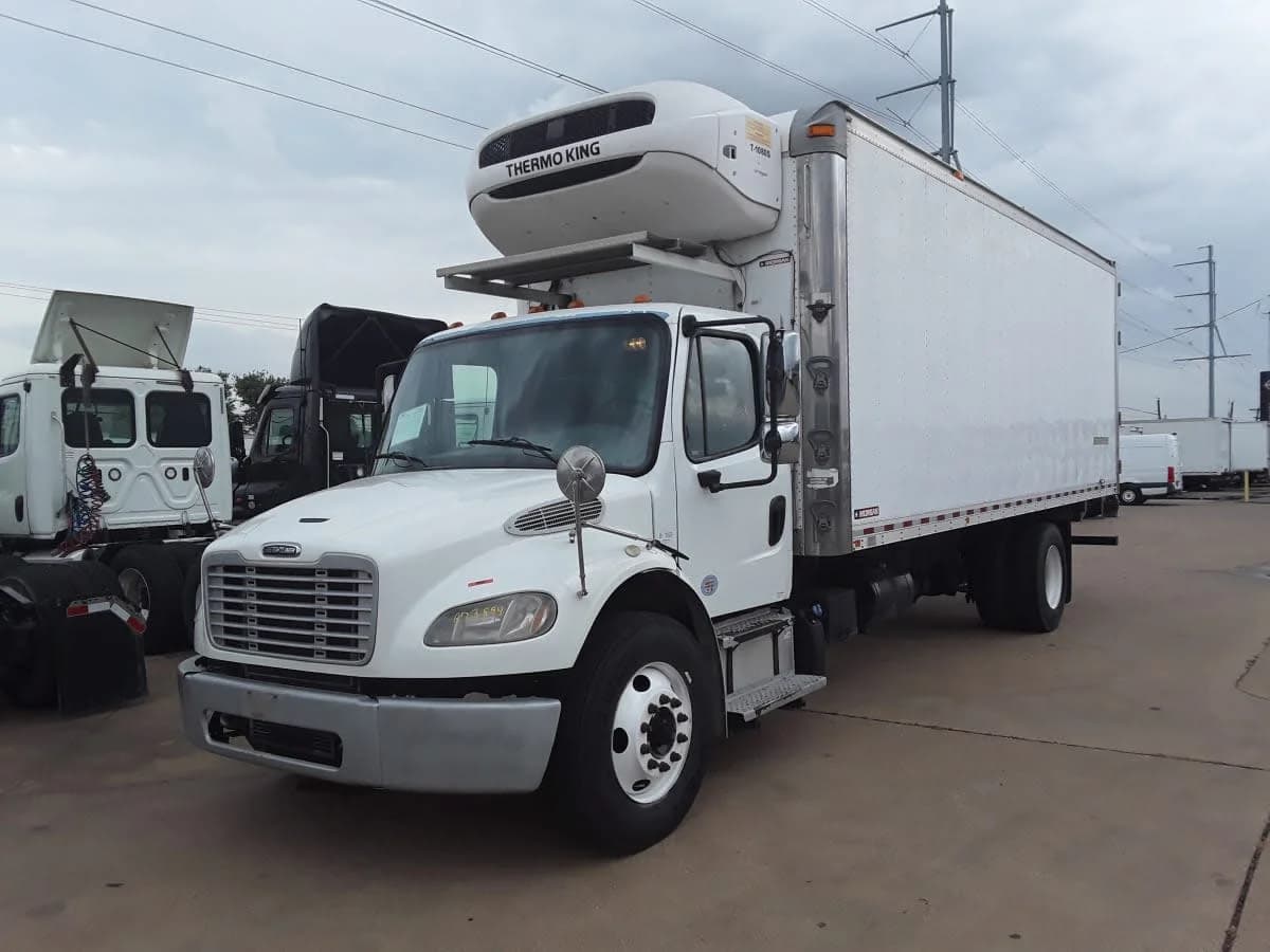 2017 Freightliner M2 106