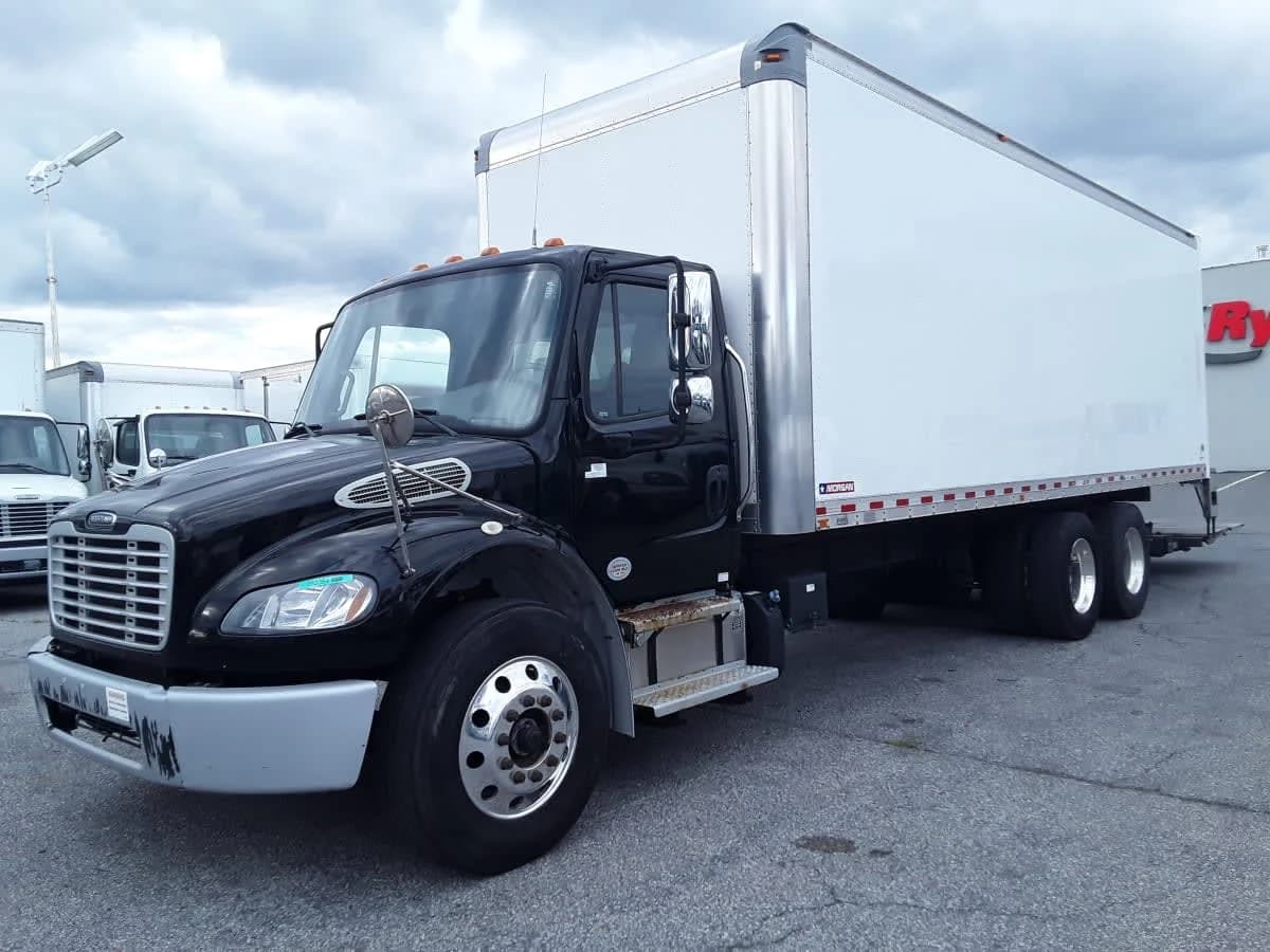 2020 Freightliner M2 106
