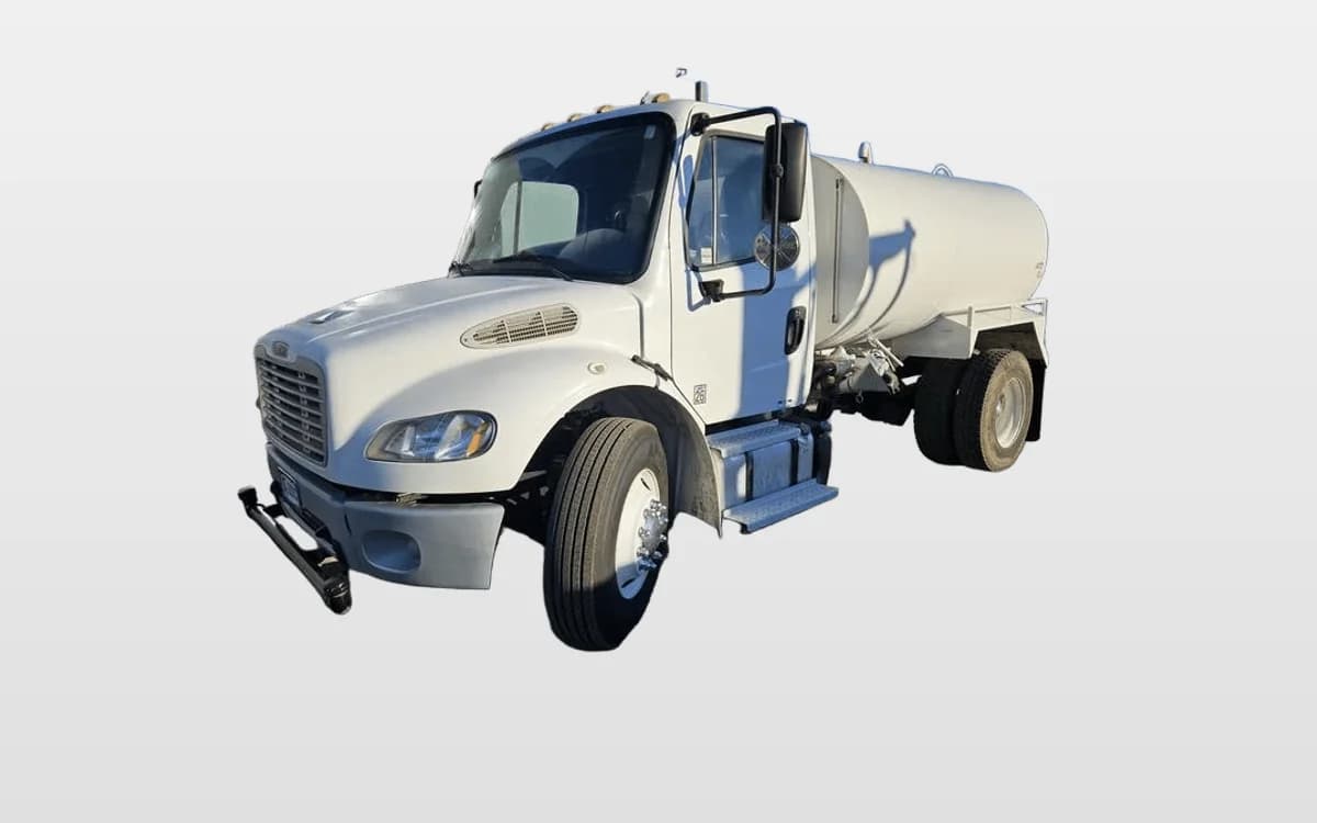 2018 Freightliner M2 106