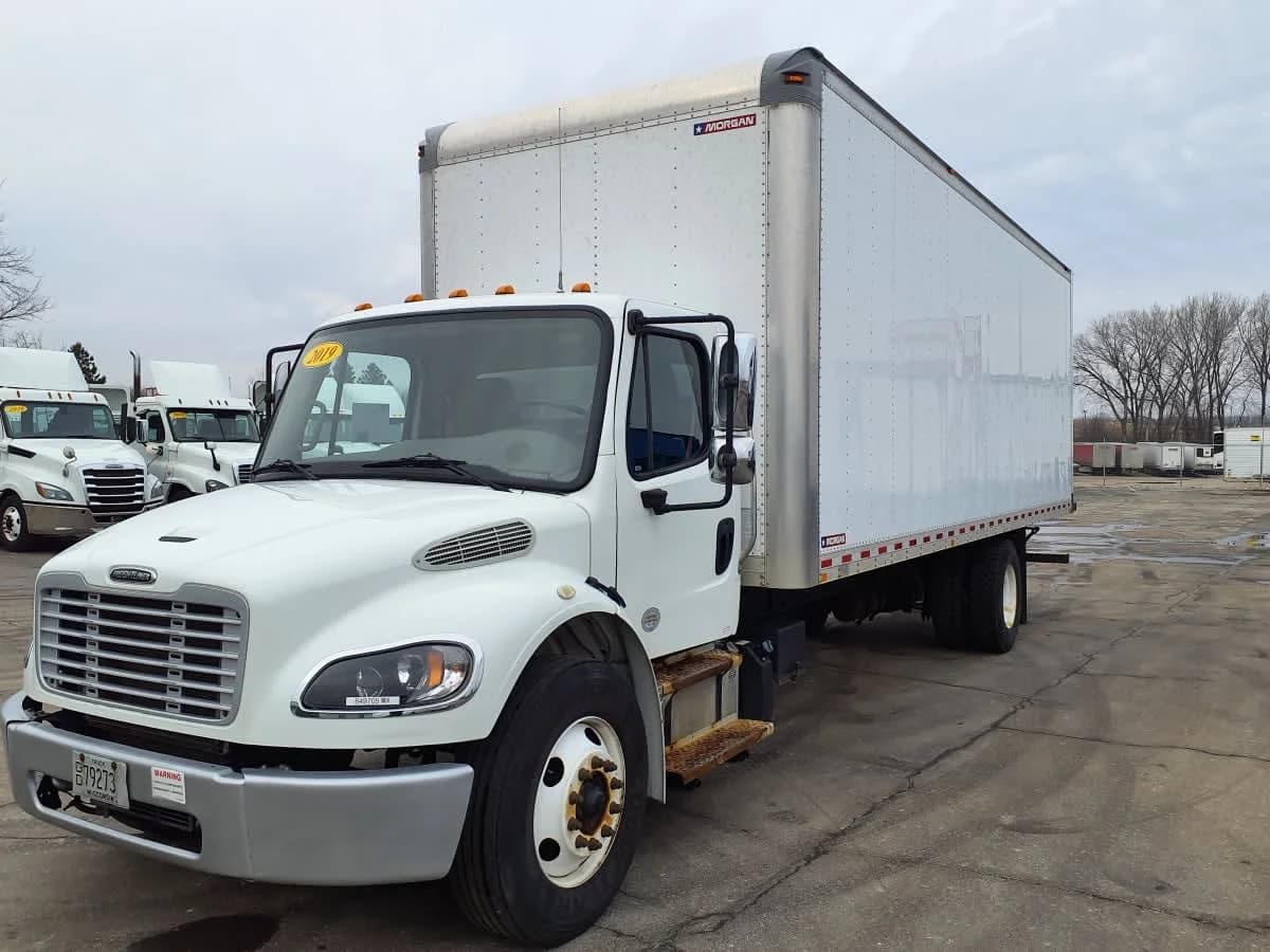 2019 Freightliner M2 106