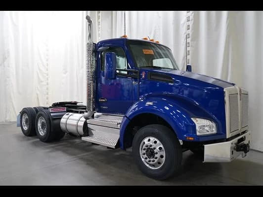 2027 Kenworth T880